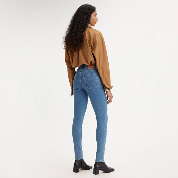 Levi’s 721 High Waisted Skinny Jeans - Picture 4 of 4